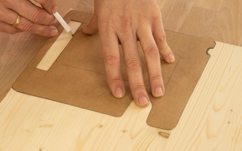 Soporte para el Móvil de Madera, Decoración