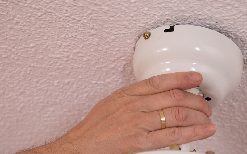 Como colocar un ventilador de techo