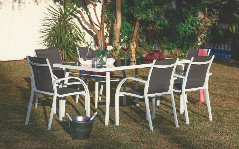 Muebles de terraza y jardín de metal y textileno