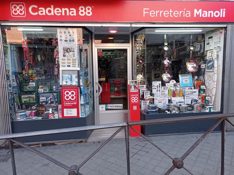 FERRETERÍA MANOLI