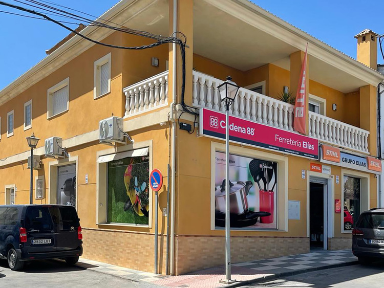 FERRETERÍA ELÍAS