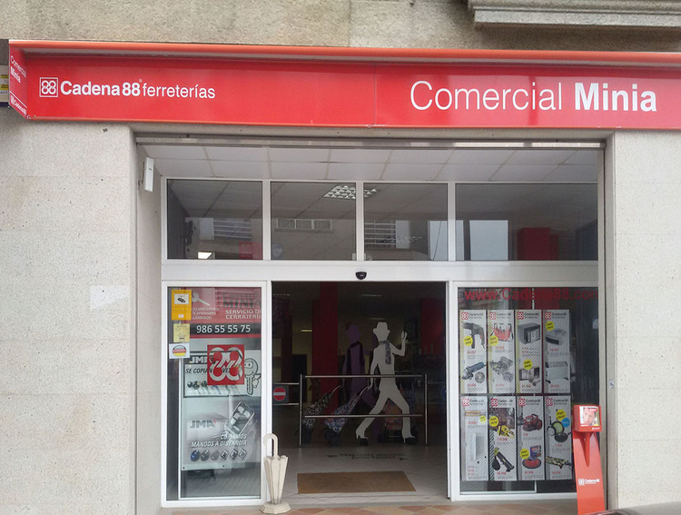 COMERCIAL MINIA