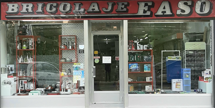 BRIKOLAJES EASO