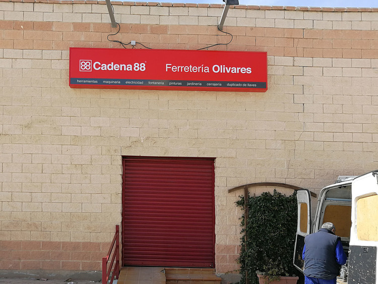 PREF. Y MATS. OLIVARES S.A.