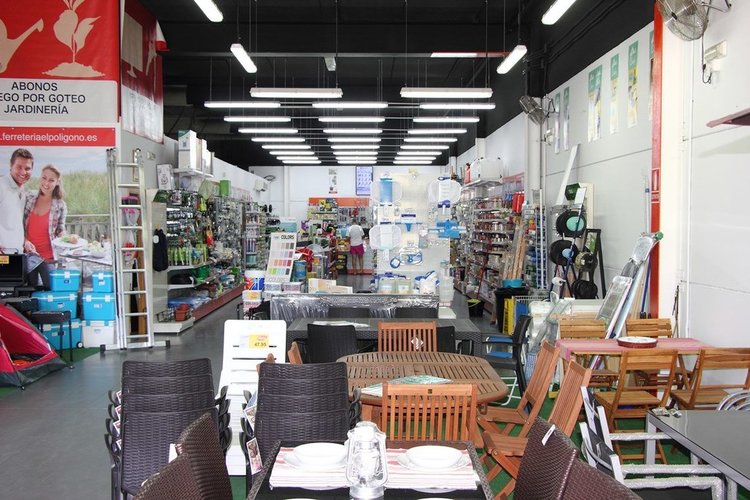 FERRETERÍA EL POLÍGONO