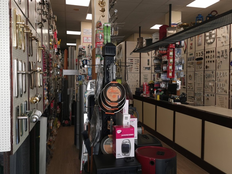 FERRETERÍA EL LLAVIN