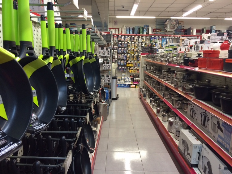 FERRETERIA BURDINDEGIA LUIS OTAÑO, S.L.