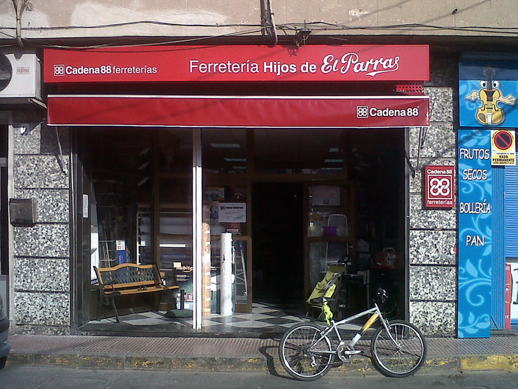 FERRETERÍA HIJOS DEL PARRAS