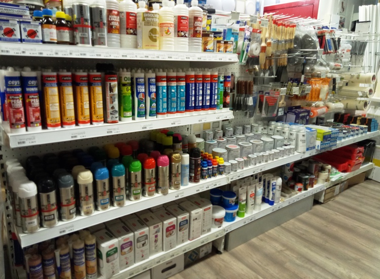 FERRETERÍA CORNELLÀ CENTRE