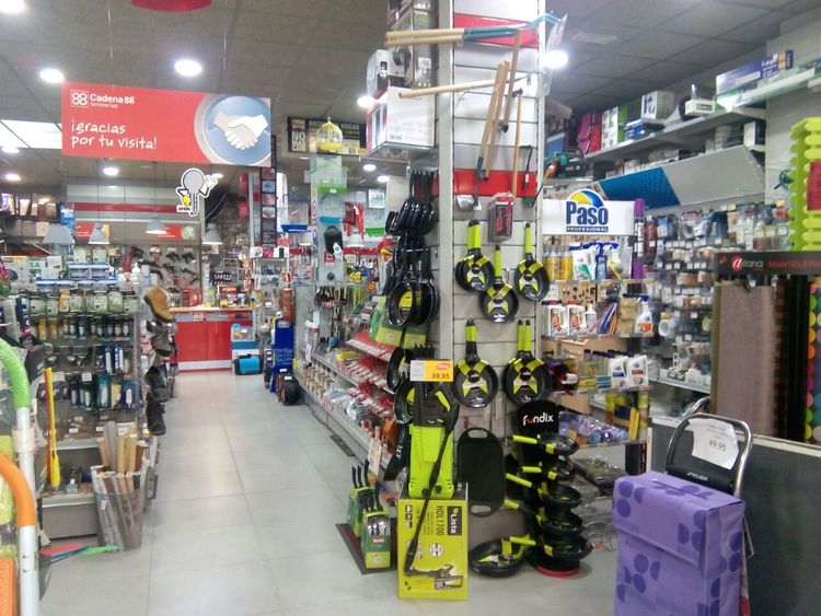 FERRETERÍA ELS HORTS