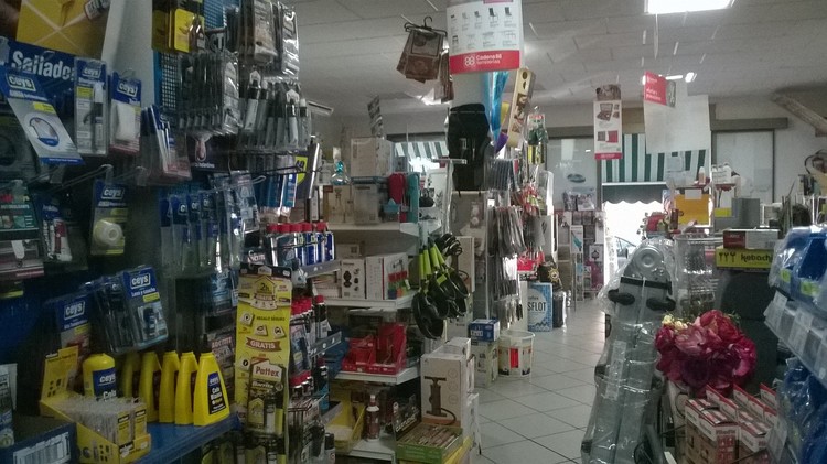 FERRETERÍA SANTA TERESA