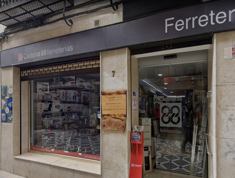 FERRETERÍA JESÚS UTRERA