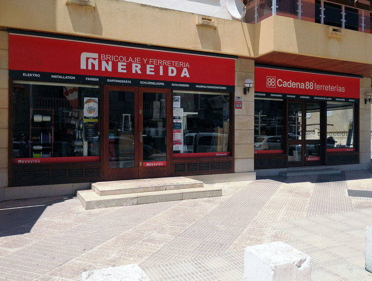 BRICOLAJE Y FERRETERÍA NEREIDA