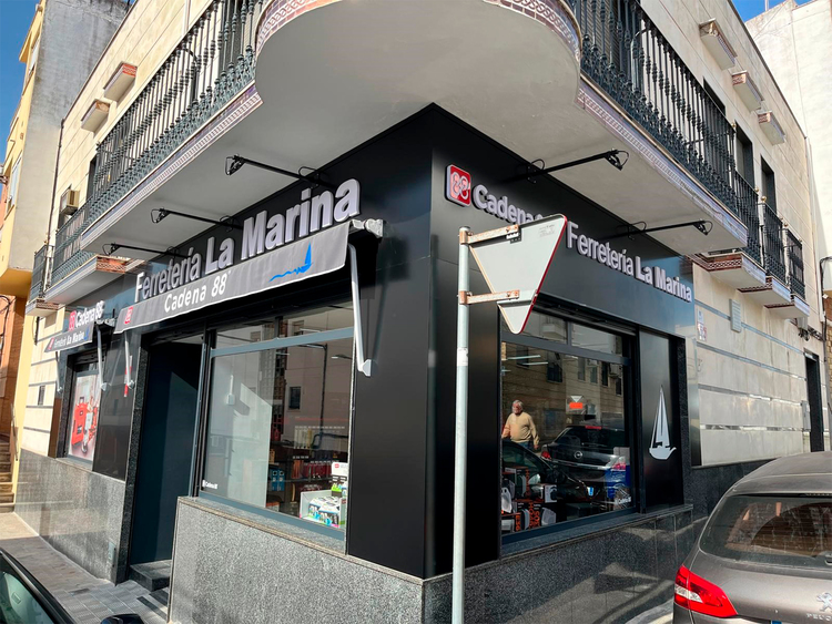 FERRETERÍA LA MARINA