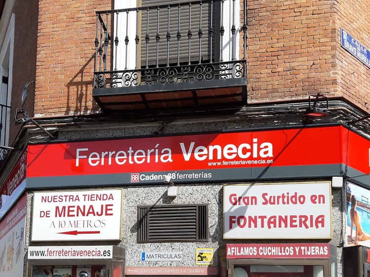 FERRETERÍA VENECIA