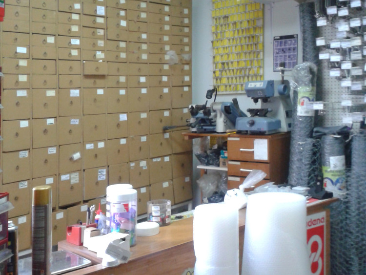 FERRETERIA CARRERAS, S.L.