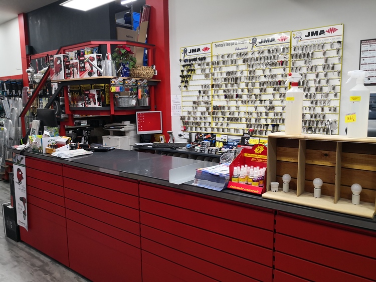 FERRETERIA SANT QUIRZE