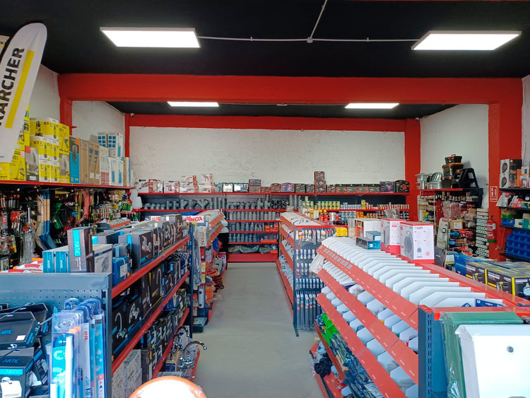 FERRETERÍA LOS HERREROS