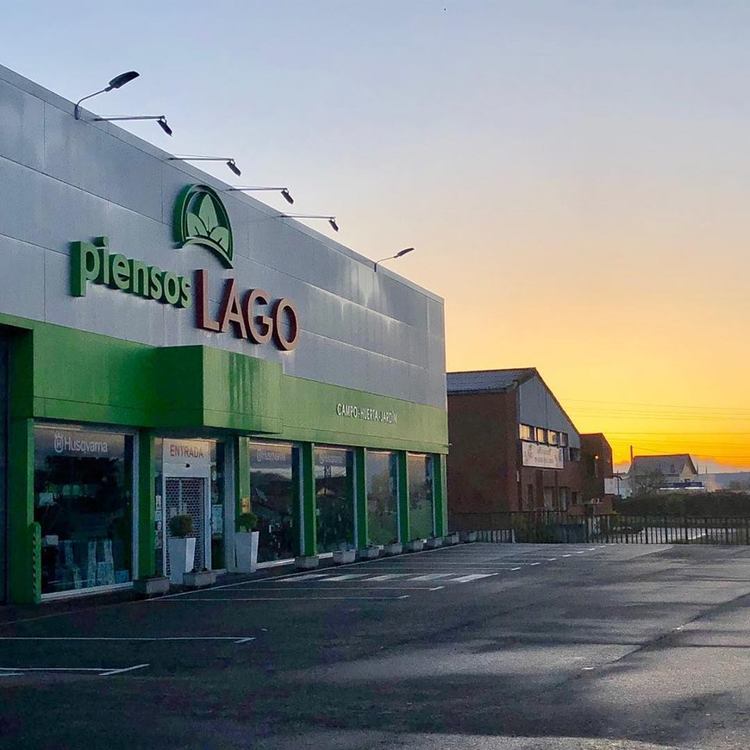 PIENSOS LAGO