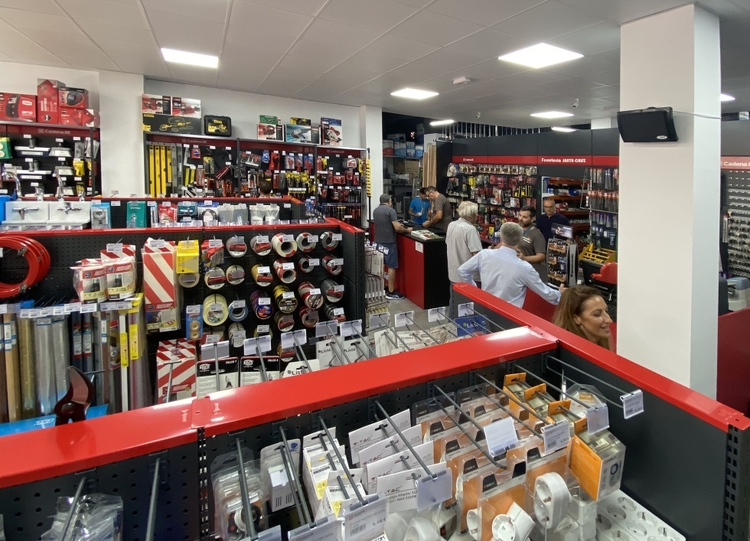 FERRETERÍA SANTA CRUZ