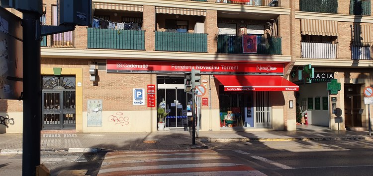 NOVACLAU FERRETERÍA