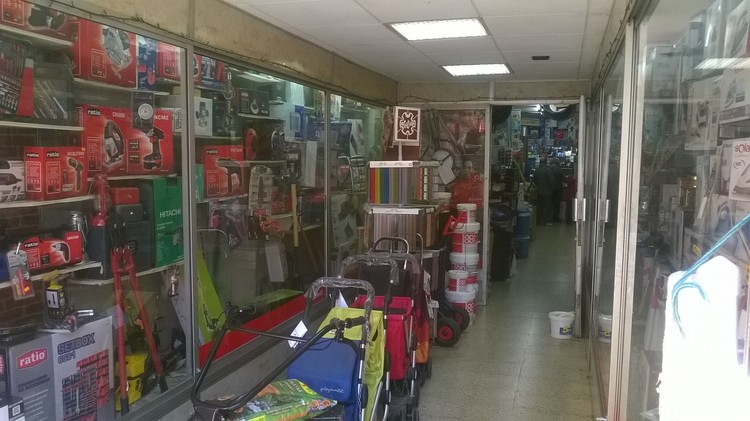 FERRETERIA I BRICOLAJE RAMOS