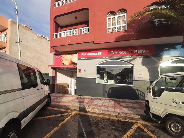 FERRETERÍA PLAYA