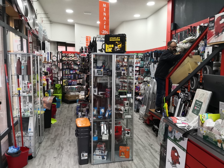 FERRETERIA SANT QUIRZE