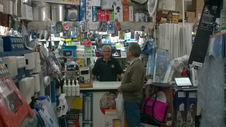 FERRETERIA I BRICOLAJE RAMOS