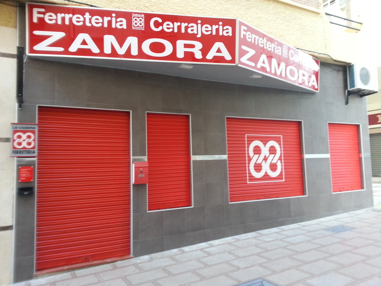 FERRETERÍA ZAMORA