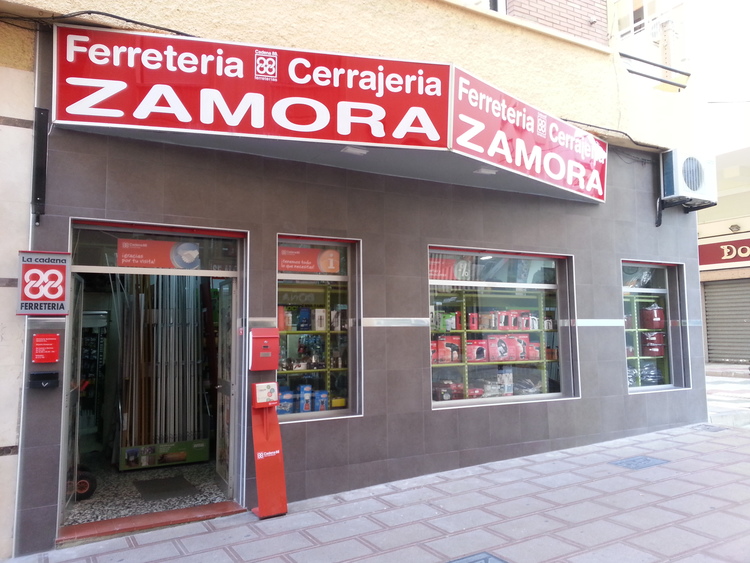 FERRETERÍA ZAMORA
