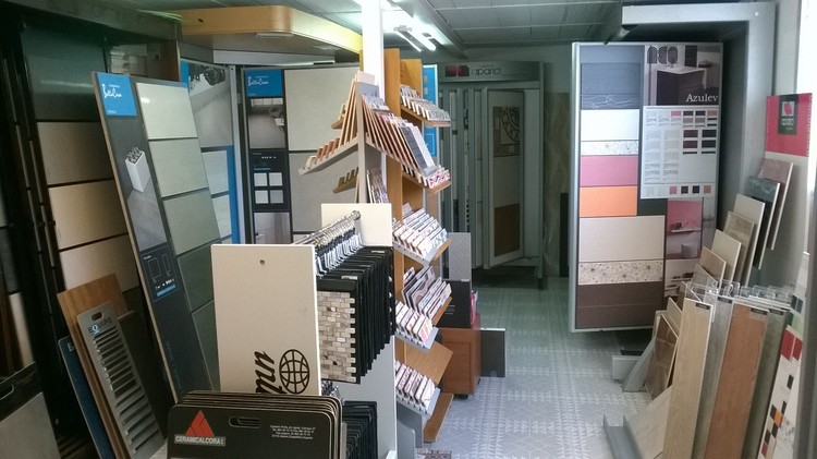 MATERIALES DE CONTRUCCIÓN ZOMI