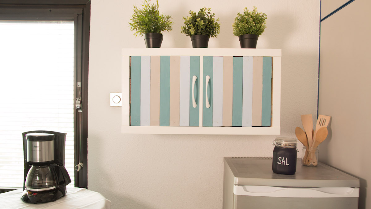 Como Hacer De Una Estanteria Un Armario