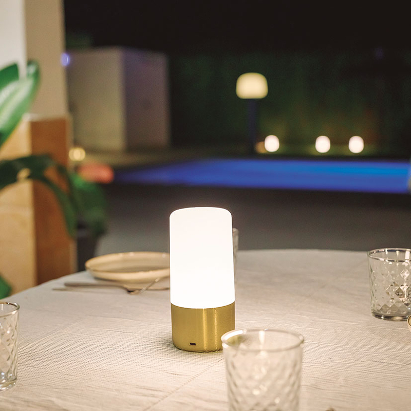 Lámpara exterior portátil recargable NEW GARDEN Maia brass