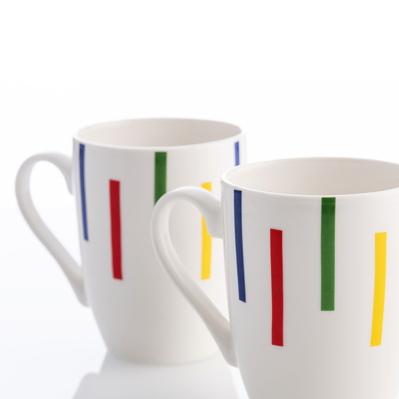 Juego 4 mugs BENETTON New Bone Chine Rainbow