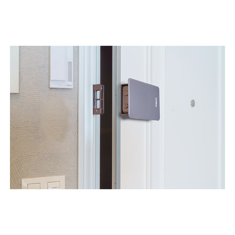Cerradura invisible ARREGUI para puertas modelo Kamo