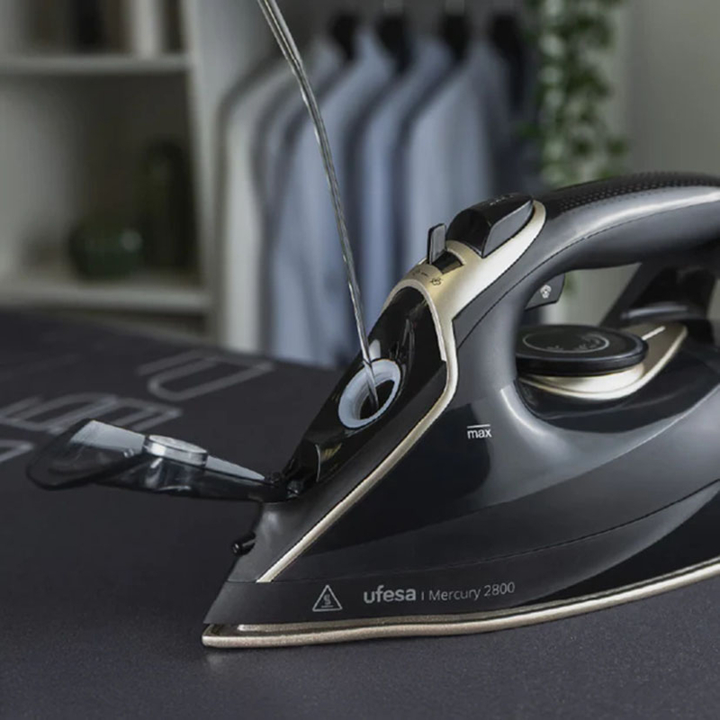 Plancha vapor 2800W UFESA Mercury