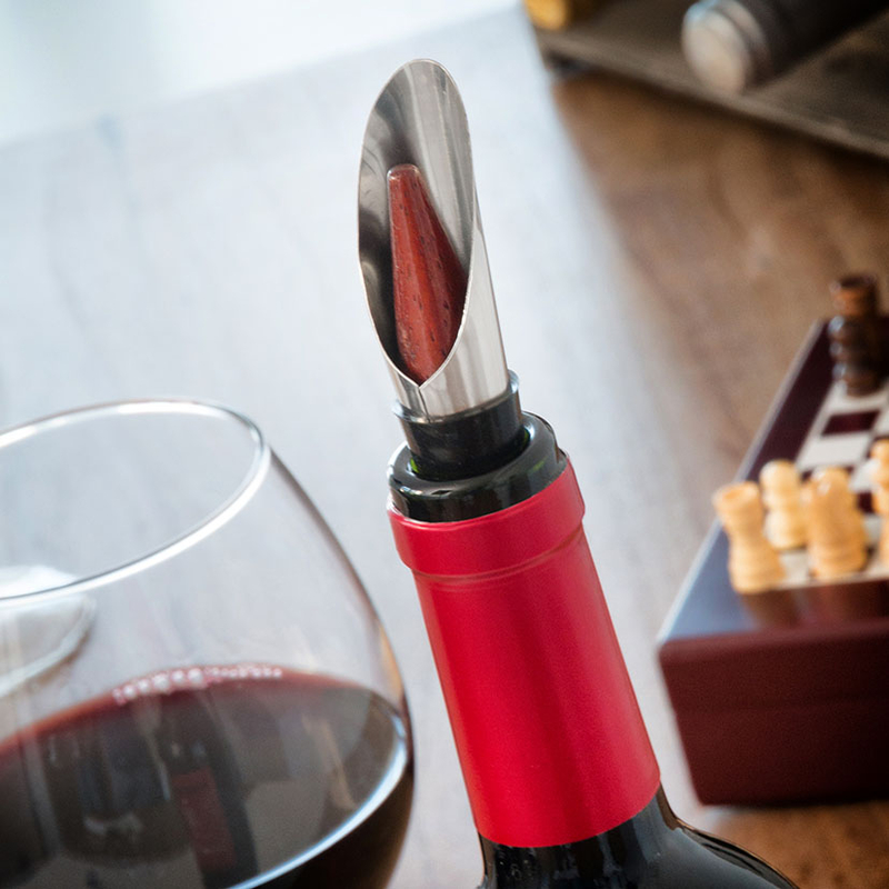 Estuche 5 accesorios de vino y juego de ajedrez INNOVAGOODS 37 piezas