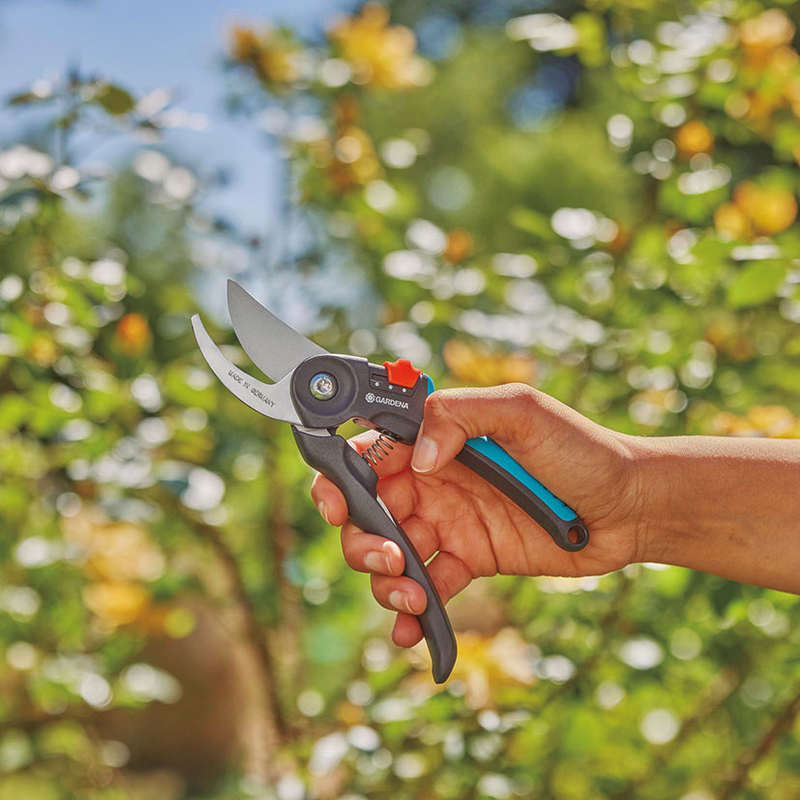 Tijera de jardín GARDENA PremiumCut flex