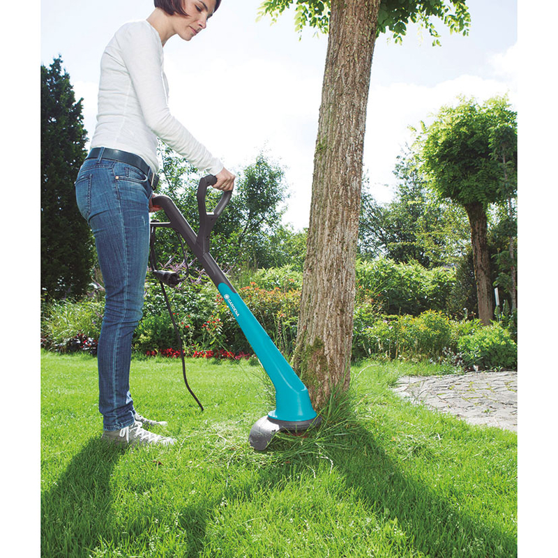 Cortabordes eléctrico GARDENA Small Cut