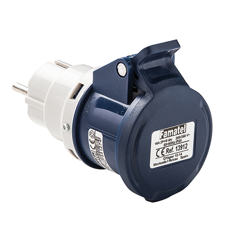 Adaptador de enchufe FAMATEL entrada 2P+T