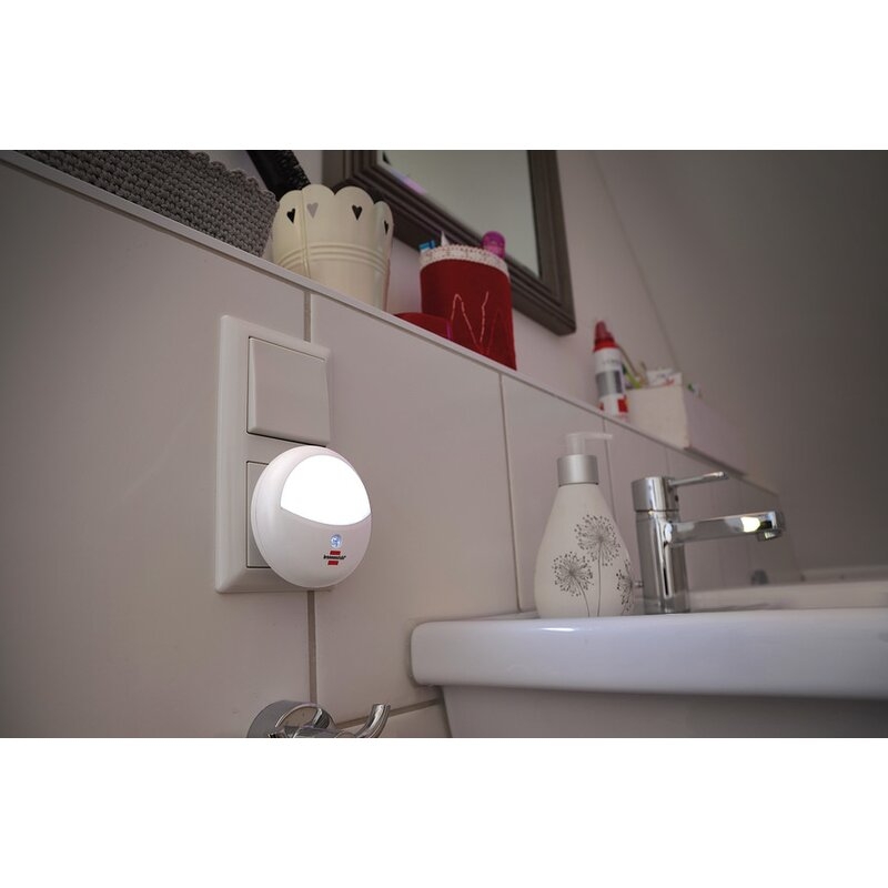 Luz nocturna LED con sensor crepuscular OL Brennenstuhl