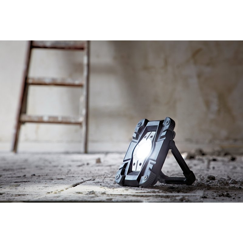 Foco LED portátil ML CA 120 M y ML CA 110 M con batería recargable Brennenstuhl