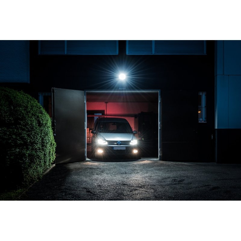 Foco LED de pared JARO con protección IP65 Brennenstuhl