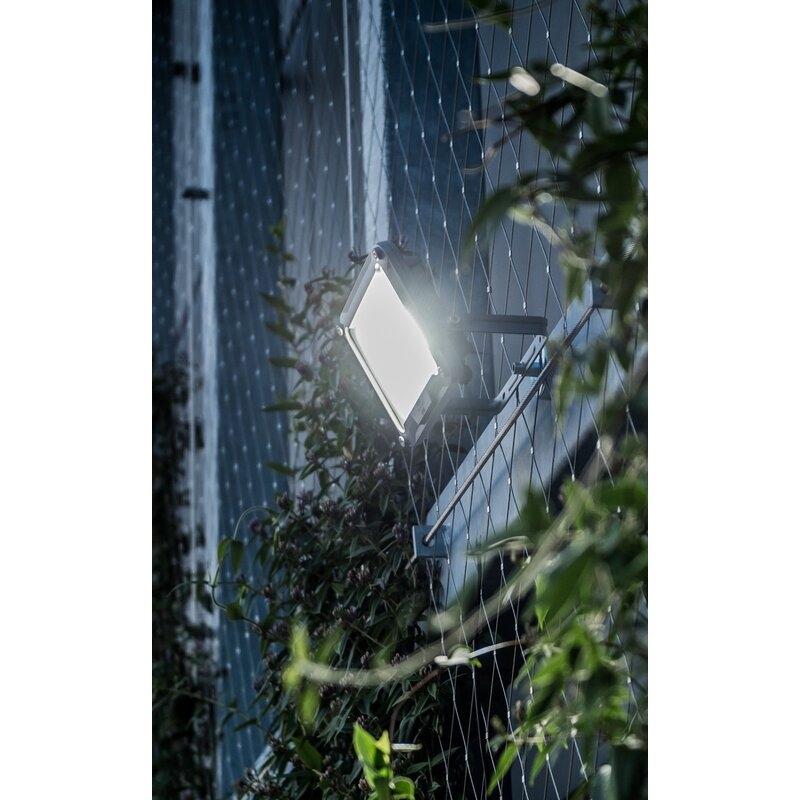 Foco LED de pared JARO con protección IP65 Brennenstuhl