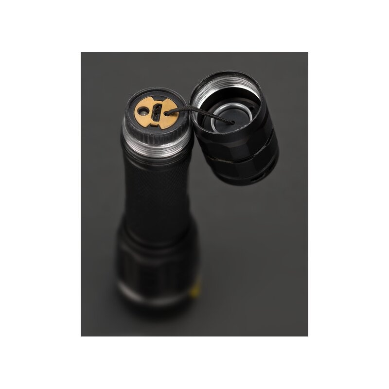 Linterna LED LuxPremium TL 1200 AF con batería recargable y foco ajustable de 1.250 lm Brennenstuhl