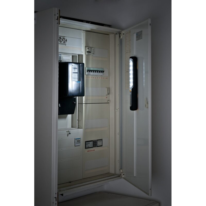 Linterna de trabajo LED con dinamo y batería recargable HL 300 AD (300 lm) Brennenstuhl