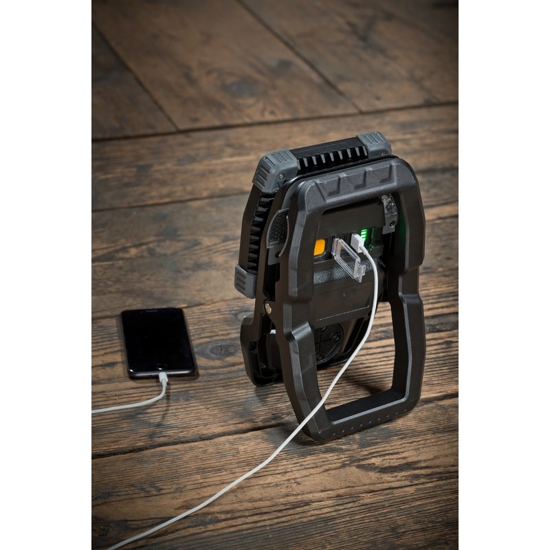 Foco de trabajo LED PORTÁTIL con pinza abrazadera CL 1045 MA, IP65 Brennenstuhl