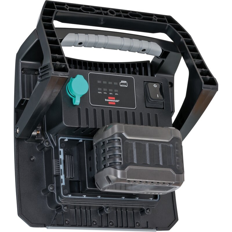 Foco híbrido LED 6050 MH con toma de corriente + MULTI BATTERY SYSTEM, compatible con las baterías 18V de 5 fabricantes - IP65 Brennenstuhl