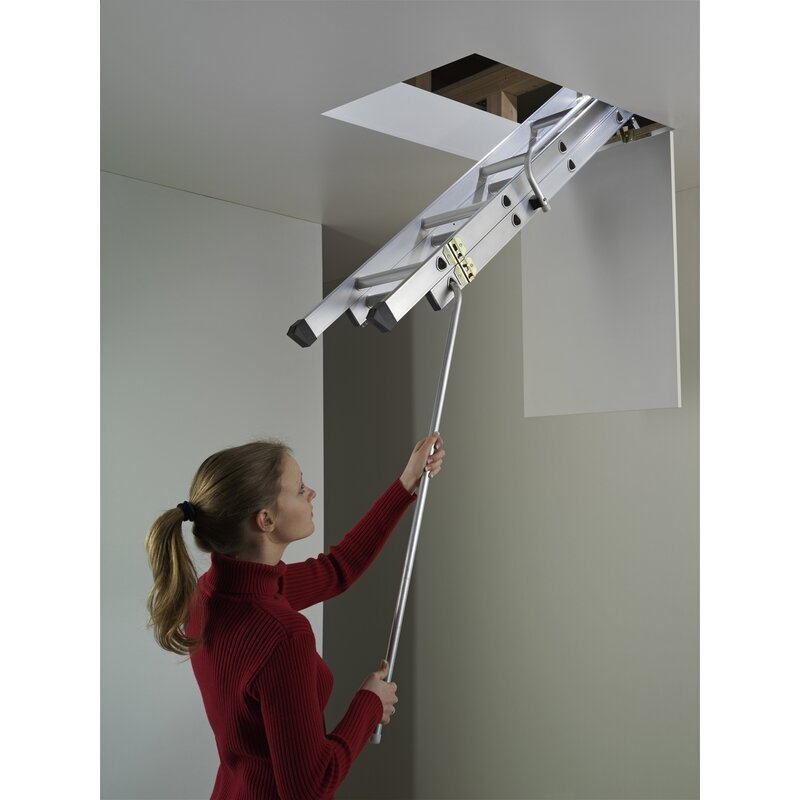 Escalera escamoteable de aluminio Hailo